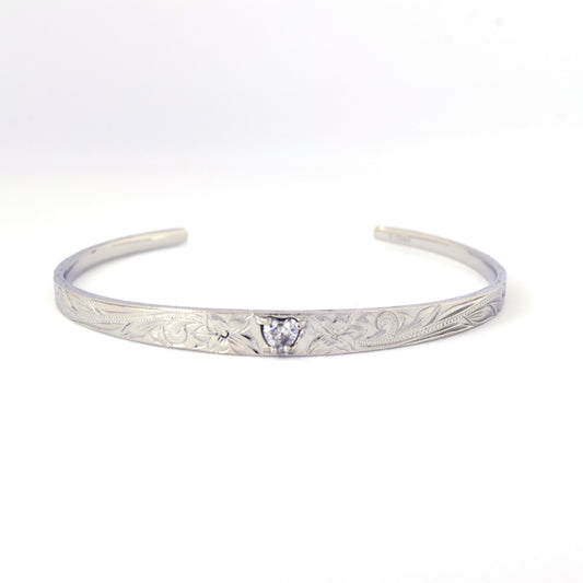 ★ステンレスセール商品★  Heart Zirconia Bangle