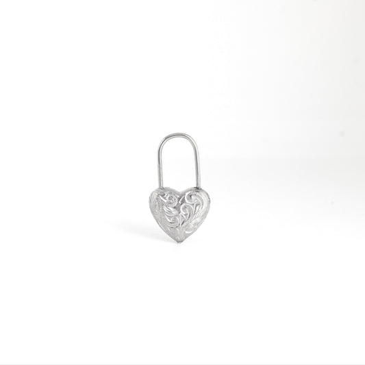 ★ステンレスセール商品★　Heart Padlock Pierce(片耳)