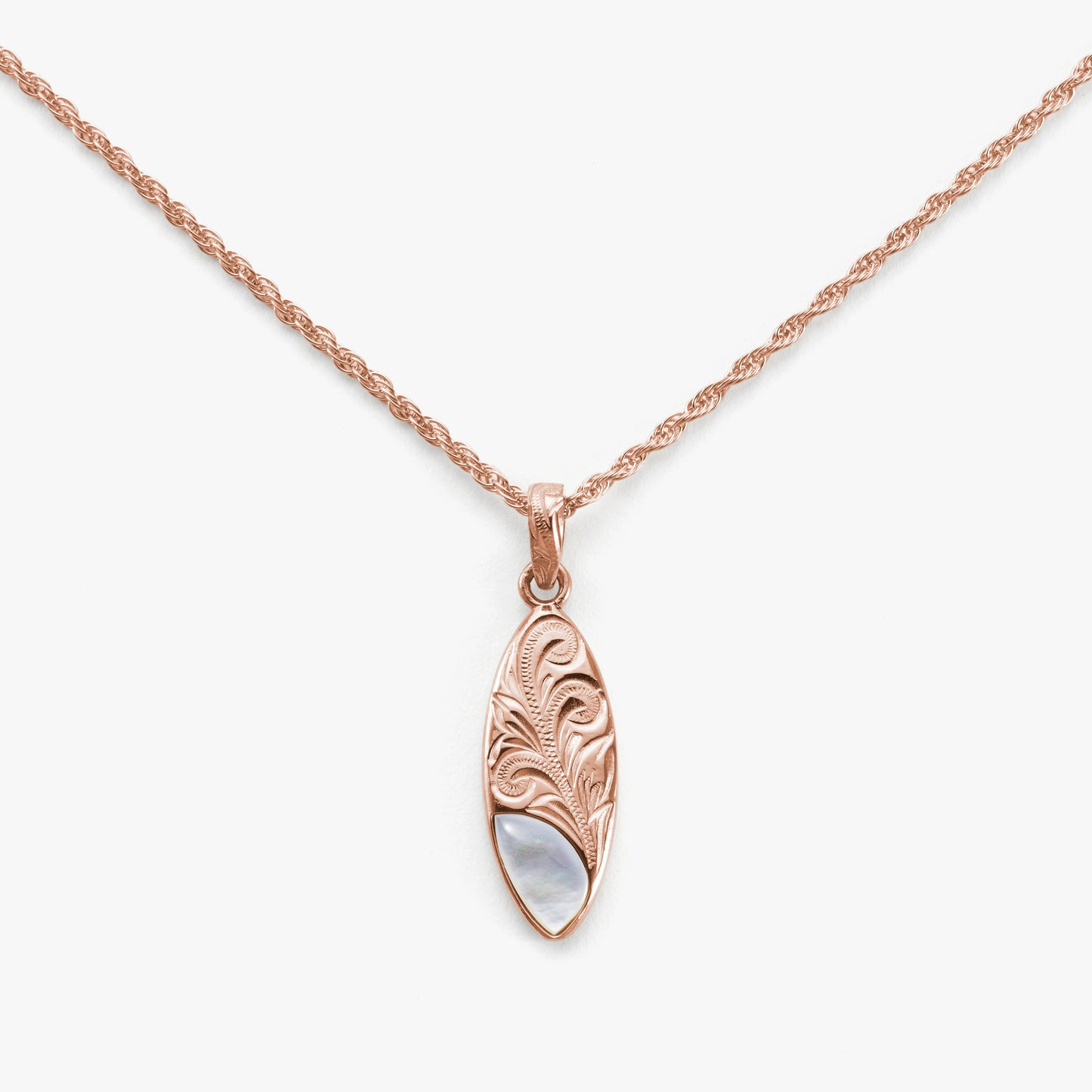 【Smart Wailea】 Surfboard Shell Pendant
