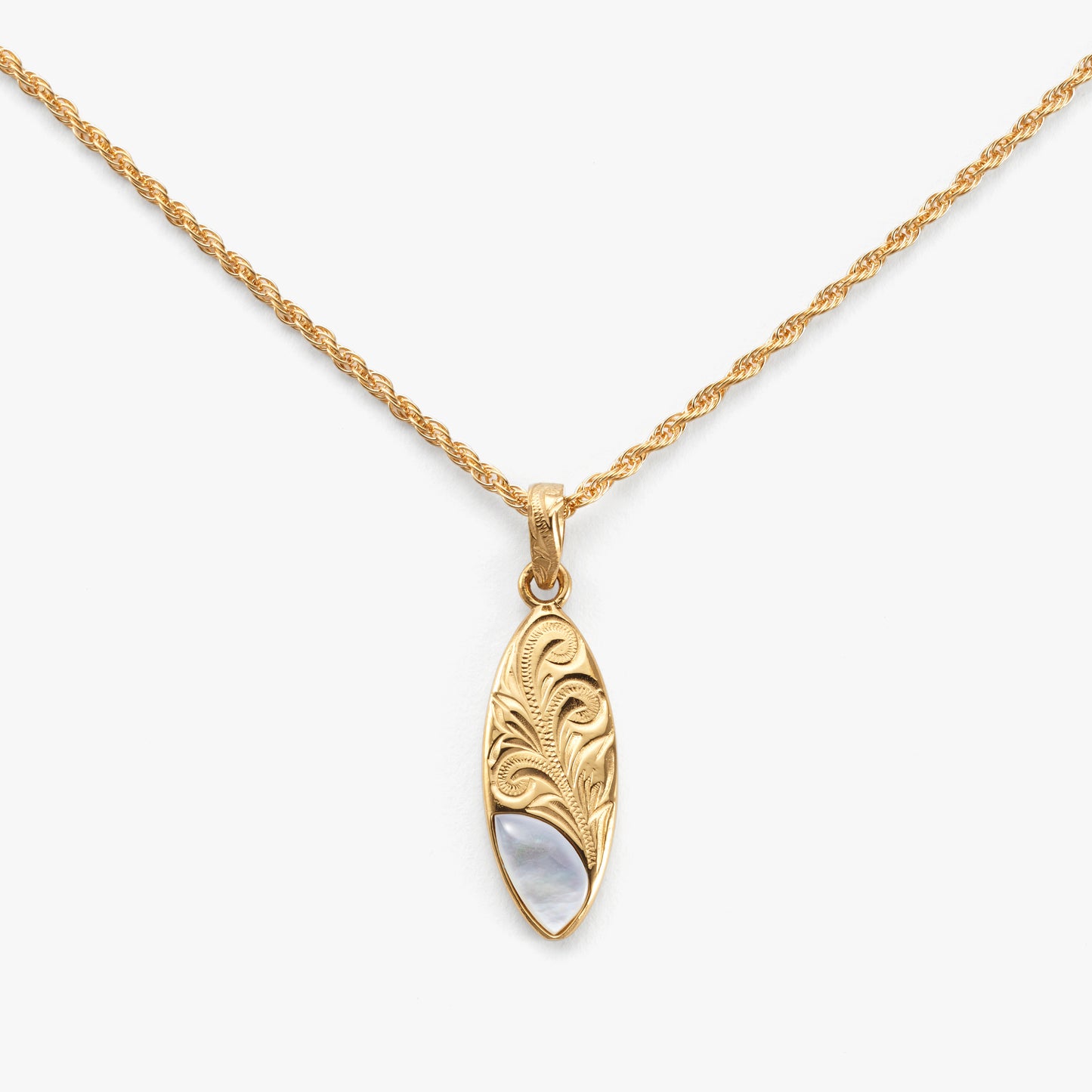 【Smart Wailea】 Surfboard Shell Pendant