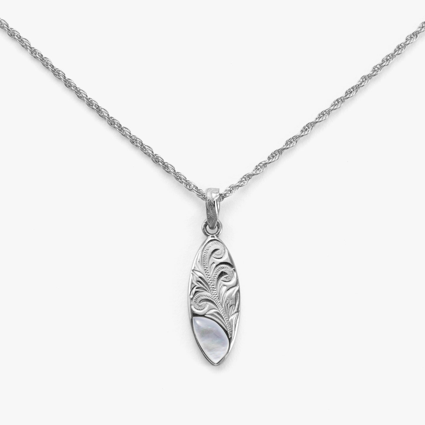 【Smart Wailea】 Surfboard Shell Pendant