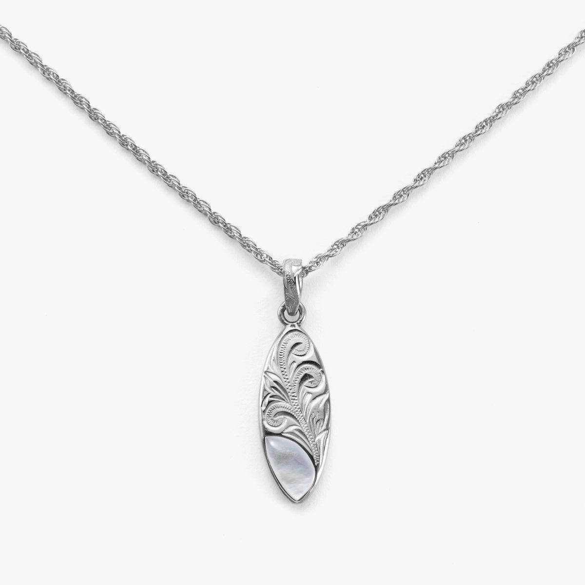 【Smart Wailea】 Surfboard Shell Pendant